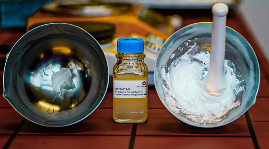 استعلام قیمت و خرید روغن پشم اصل از فروشگاه اینترنتی دکتر اویل