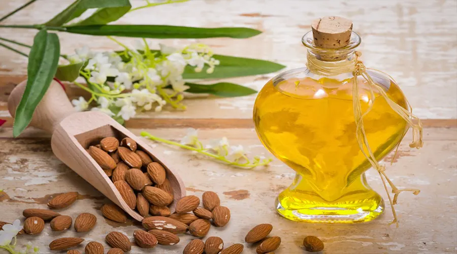 بهترین قیمت خرید روغن بادام تلخ را در فروشگاه دکتر اویل تجربه کنید.
