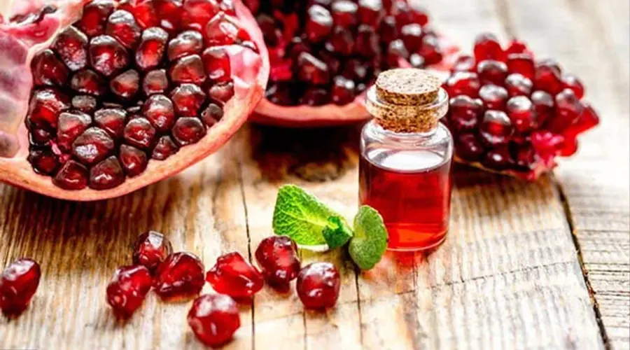 خواص روغن هسته انار برای سلامتی و زیبایی پوست