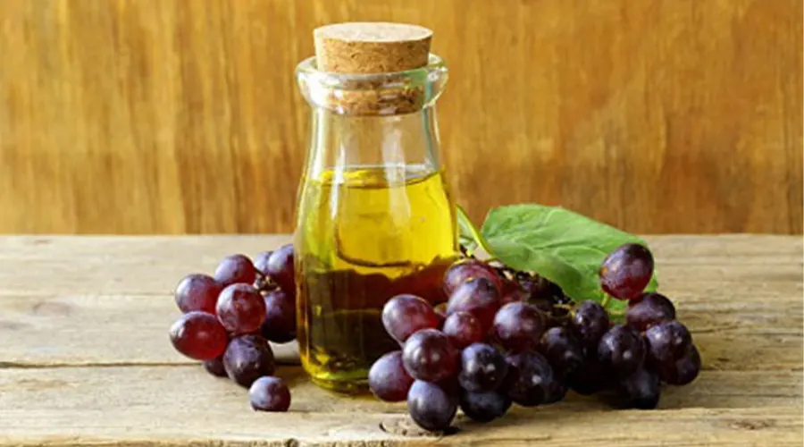 بهترین خرید روغن فرابکر هسته انگور را در فروشگاه دکتر اویل تجربه کنید.
