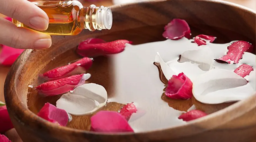 بهترین قیمت خرید روغن گل سرخ بر پایه بادام در فروشگاه اینترنتی دکتر اویل