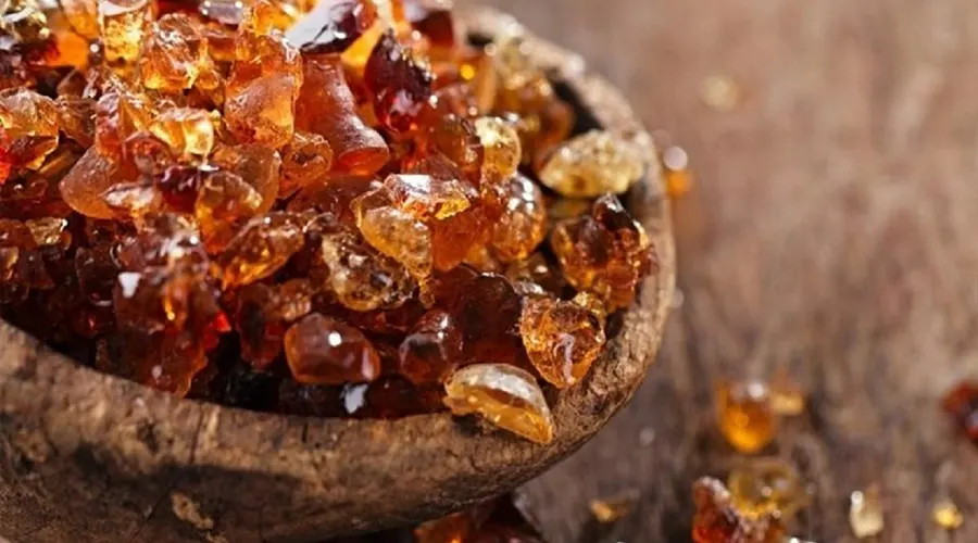 روش مصرف روغن کتیرا اصل از محصولات دکتر اویل