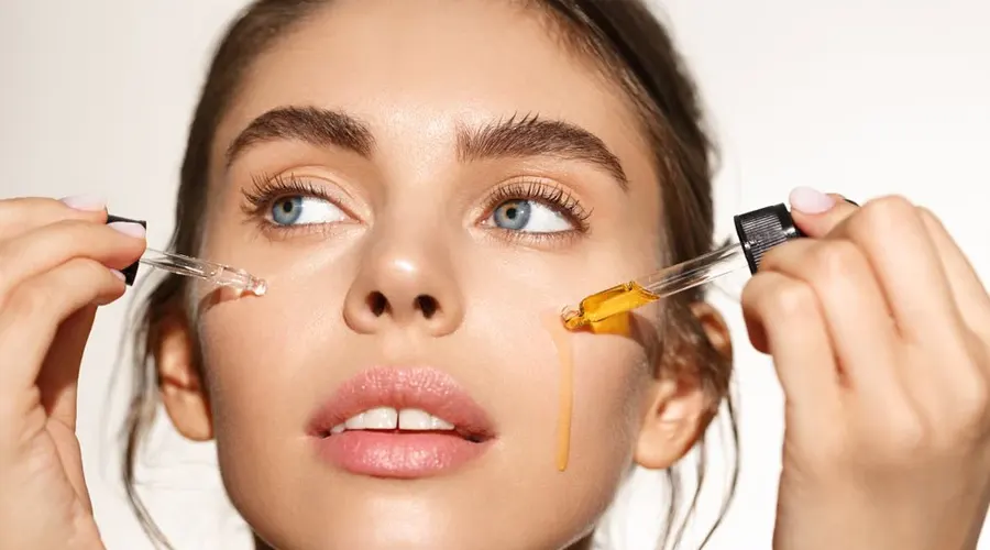 خرید روغن مناسب پوست نرمال اصل با خواص آنتی اکسیدانی خود به جوان سازی پوست کمک می کند.