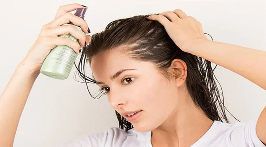 با استفاده از روش های سنتی تقویت مو از موهای خود محافظت کنیم.