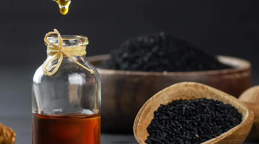 مزایای استفاده از روغن سیاه دانه برای پوست و مو