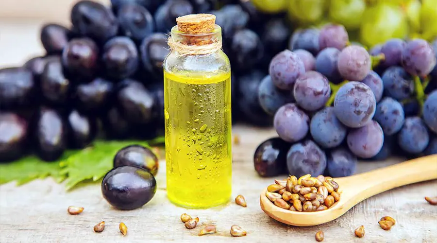 بهبود سلامت قلب و عروق از خواص روغن هسته انگور