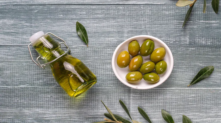 روش های خانگی برای تشخیص روغن زیتون فرابکر اصل از تقلبی