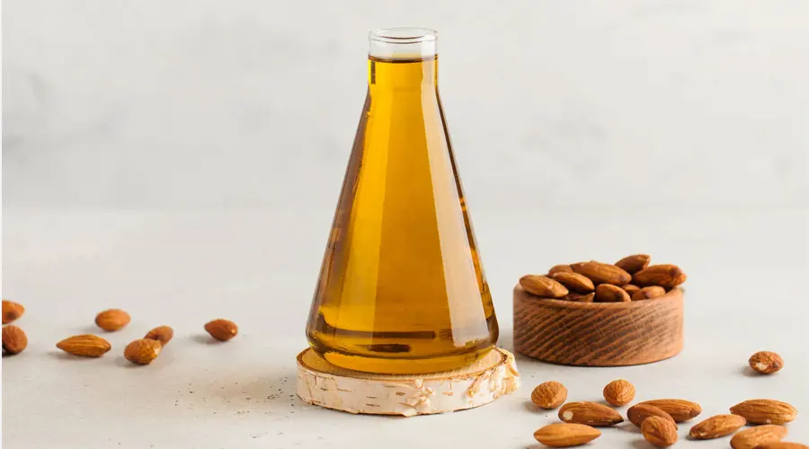 خواص روغن بادام شیرین برای پوست،مو، سلامت بدن