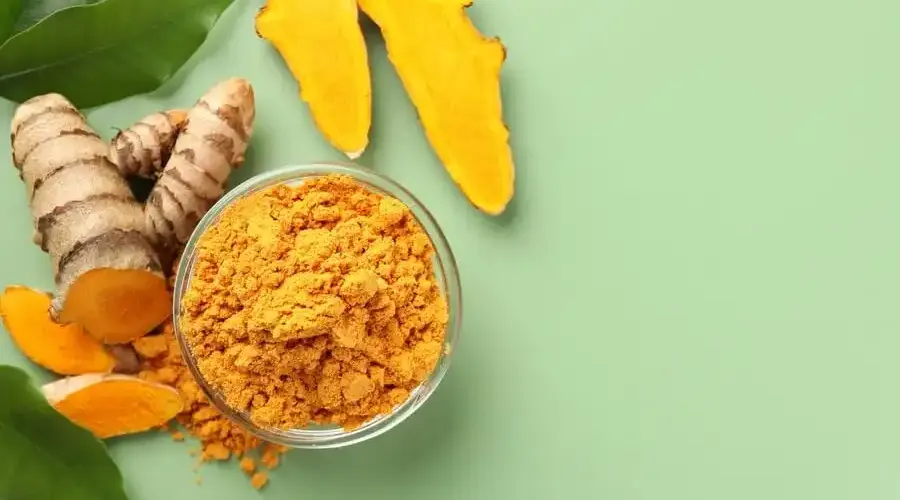 ماسک زرد چوبه برای از بین بردن لک صورت ناشی از آفتاب سوختگی