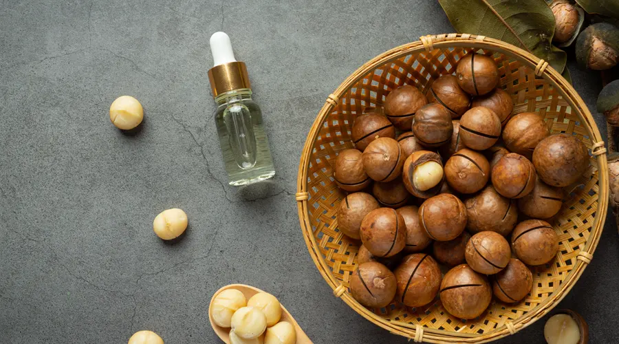 آبرسانی عمیق پوست با استفاده از روغن ماکادمیا